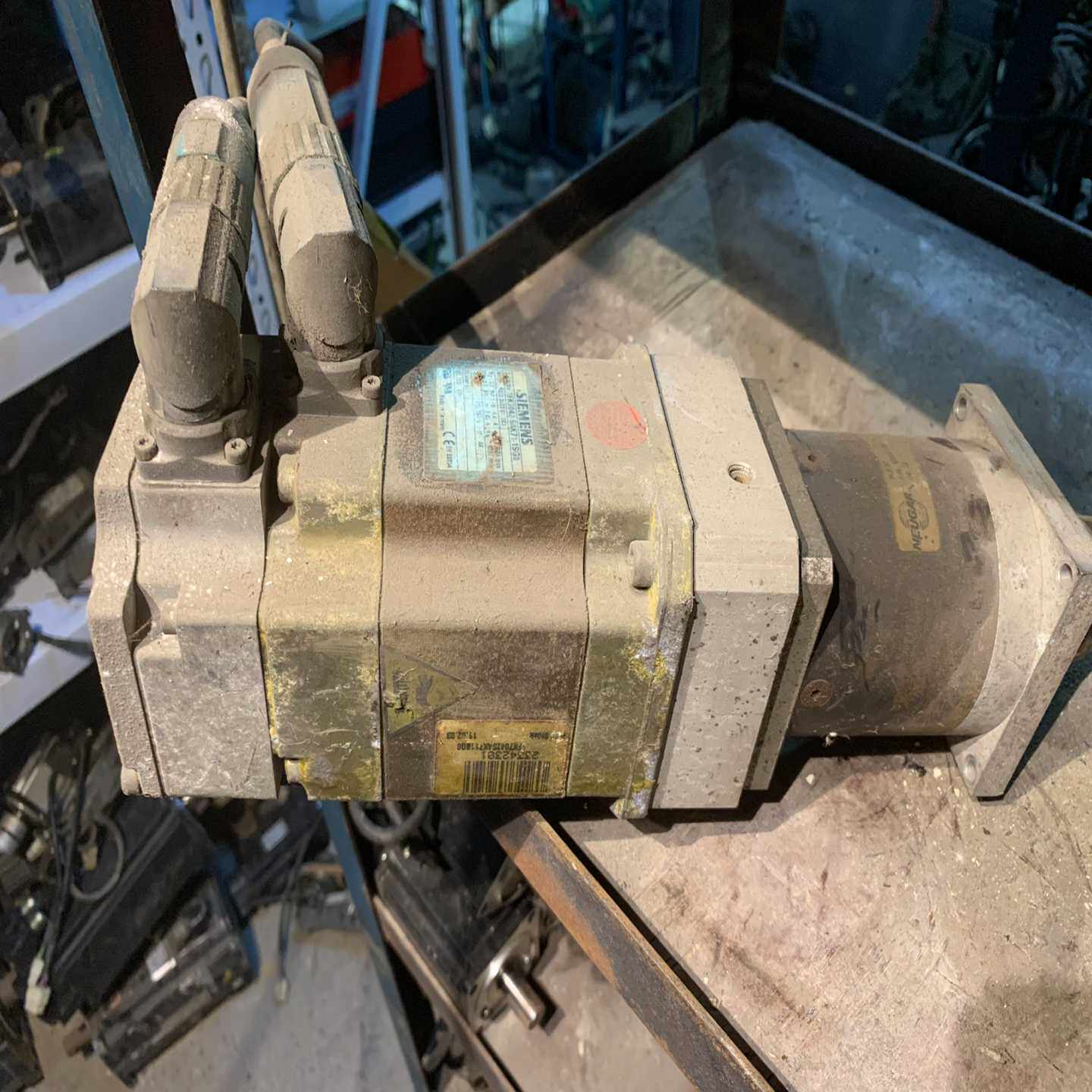 询价~1FK7042-5AK71-1SG0 伺服电机 如图包