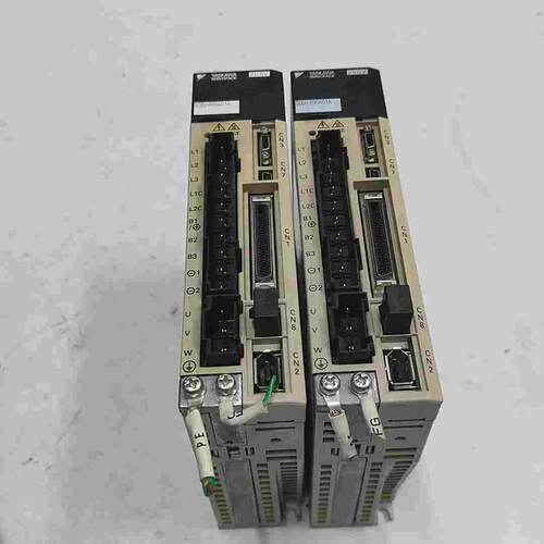 安川5系列100W伺服驱动器SGDV-R90A01A  ~询价