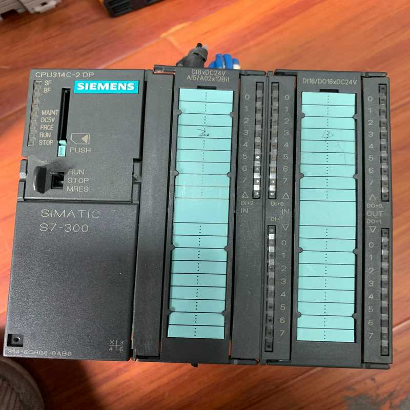 (议价)PLC 6ES7 314-6CH04-0AB0成色非常