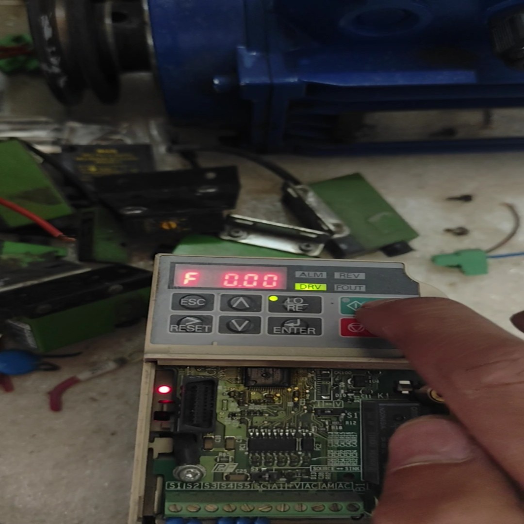 安川变频器 CIMR-JBBA0003BAA 075KW【议价】