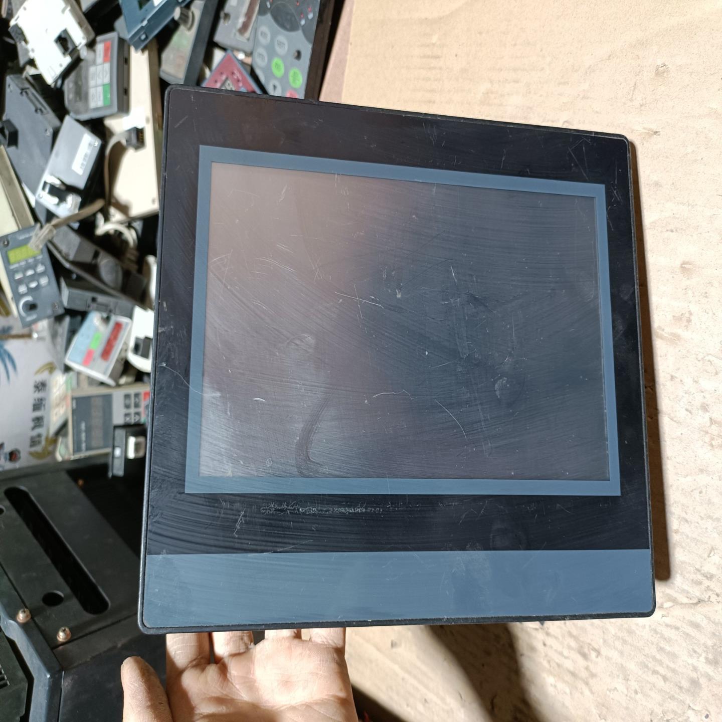 (询价)繁易10寸触摸屏FE6100C-B 图片