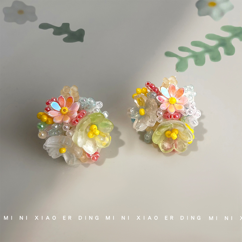 【绣球花】浪漫彩色串珠花朵甜美可爱多巴胺彩色耳钉新款2025耳饰