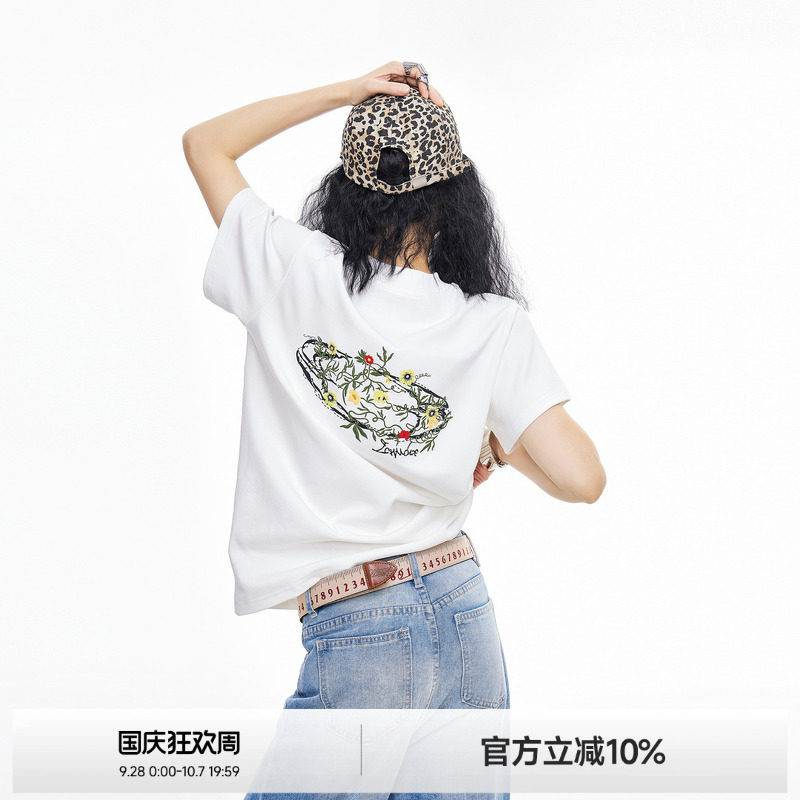 ICH MODE美式花卉刺绣正肩短袖T恤女夏季新款修身半高领半袖上衣图片