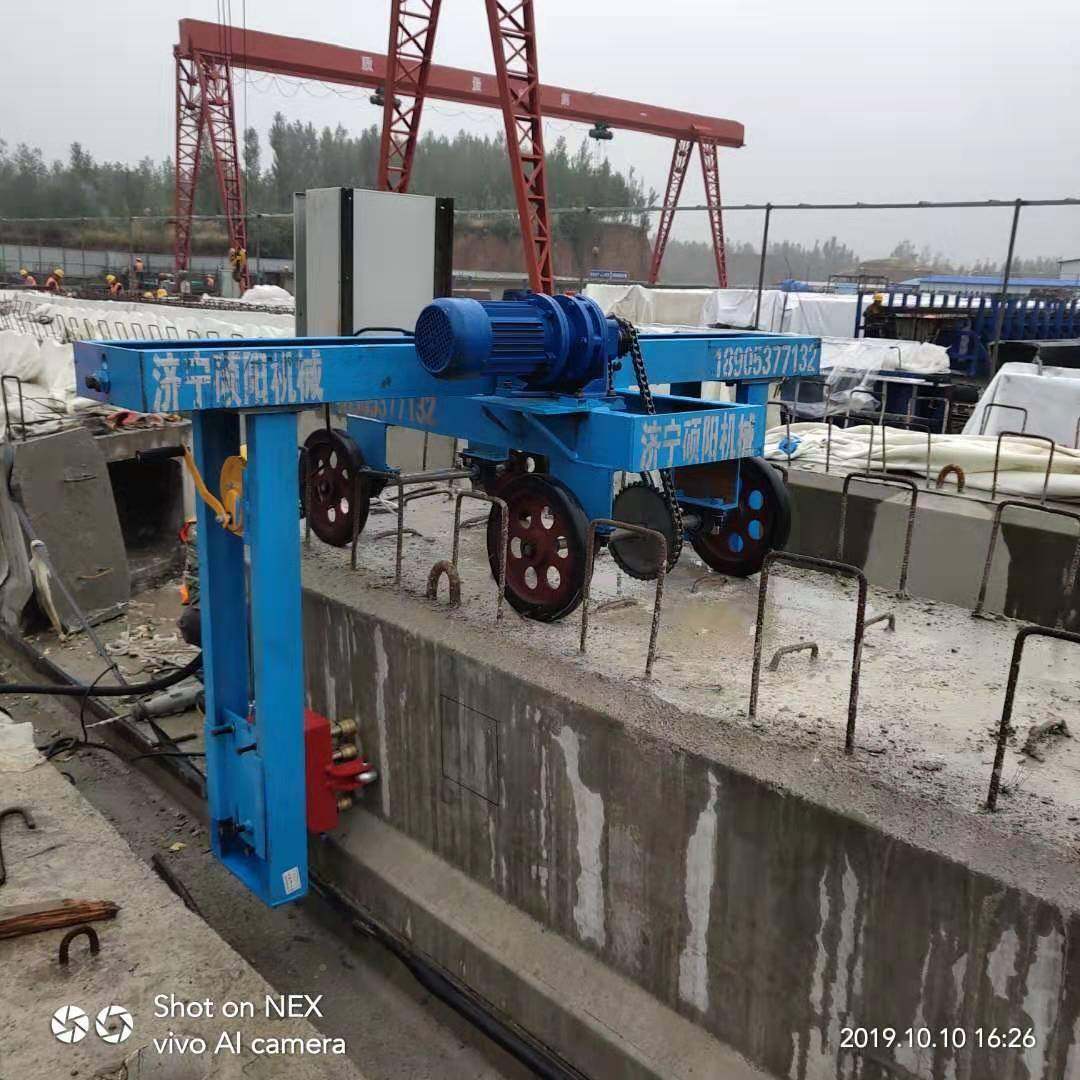 江苏桥格梁凿机价报机价凿毛生产厂毛家预制梁SYZM-2Q凿毛机厂家