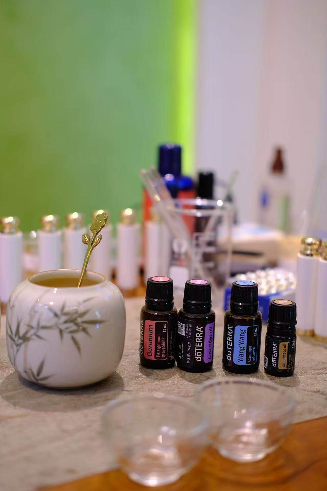 DIY精油唇膏,美容护肤/美体/精油,复方精油,淘宝优惠券,粉丝福利购,淘宝优惠卷