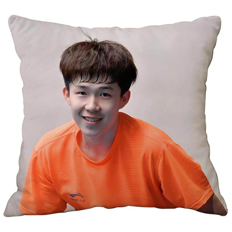 王楚钦周边抱枕定制乒乓球运动员玩偶公子同款纪念品莎头生日礼物