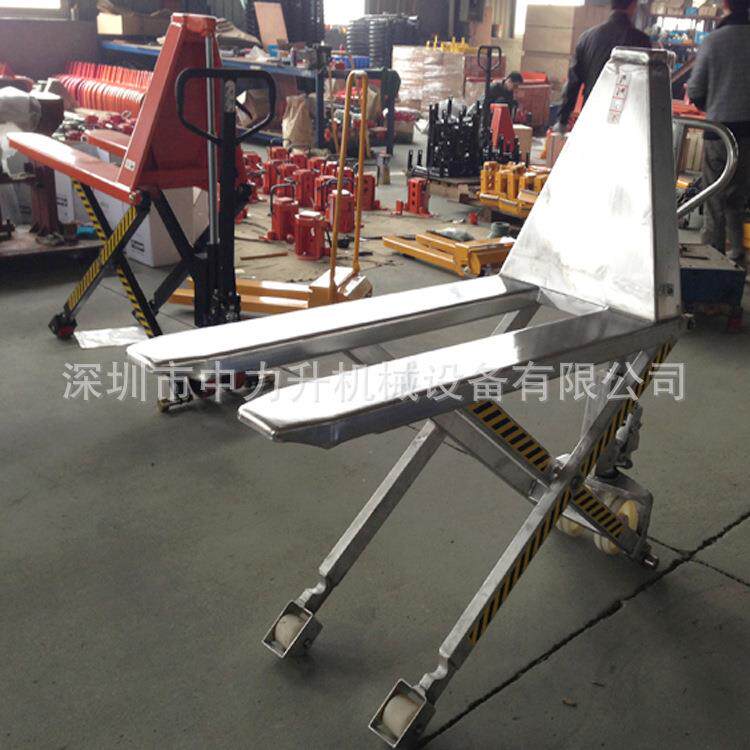 不锈钢手动剪叉式液压搬运车1.5吨电动高起程托盘车手拉地牛叉车