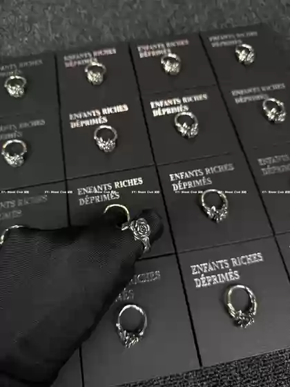 【Different from Others on the Market】Erd Melancholic Rich Kid Gothic Heavy Metal Rose Carved Vintage Punk Ring