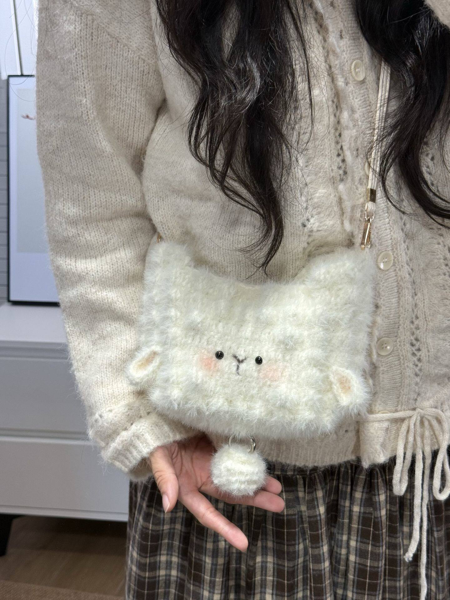 可爱暹罗猫包毛绒斜挎包女秋冬毛茸小包卡通猫手机包少女心小挎包