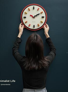 mandeda免打钟孔轻奢时尚LZD表挂钟客厅2l025新款家用时创意网红