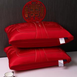 源头家嫁结婚龙枕凤刺绣芯婚庆枕全棉大红羽丝绒枕头女方陪厂OJI