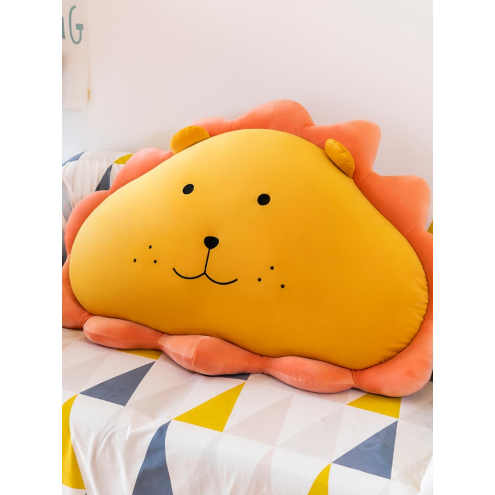 可爱狮子床头靠垫靠枕超软包大号靠背枕榻榻米卧室网红沙发抱枕