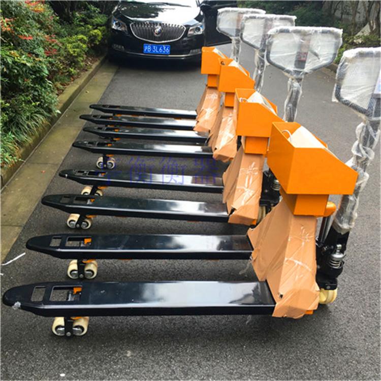 1吨叉车电子秤 带称叉车 防爆型叉车秤 矿井瓦斯物品测量电子称
