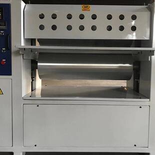 康拓供应全自动木材压纹机 家具木板压纹机木塑版压花机 价格实惠