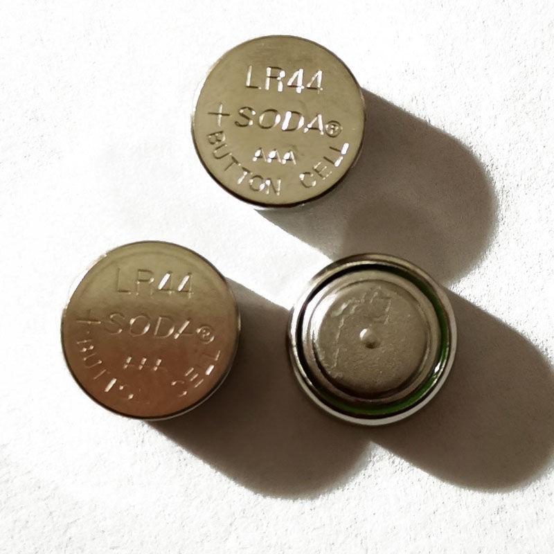 现货速发玩具 BUT OEp+ LR44 A /AG1纽扣 整版50粒 厚4mm