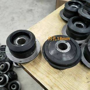 904拖拉机驾驶室减震垫 804 减震块胶墩 704 雷沃欧豹554