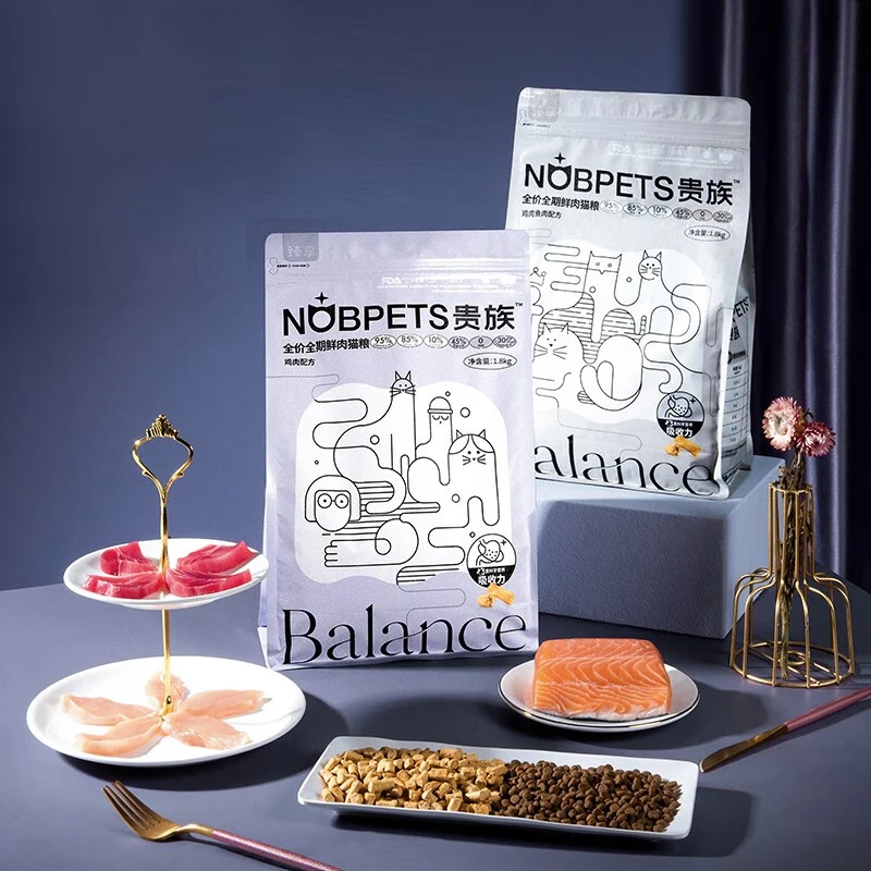 贵族臻享鲜肉猫粮成幼猫通用鸡肉鱼肉冻干生骨肉全价全期粮5.4KG