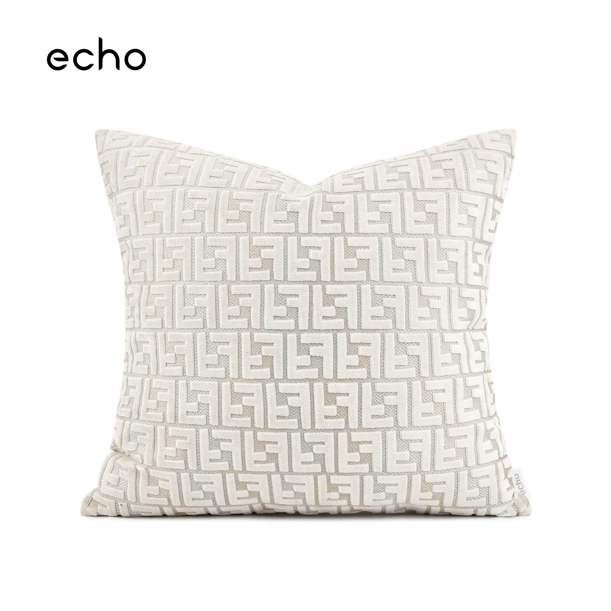 echo轻奢现代简约高档浮雕绒白色样板间靠垫别墅沙发双F大牌抱枕