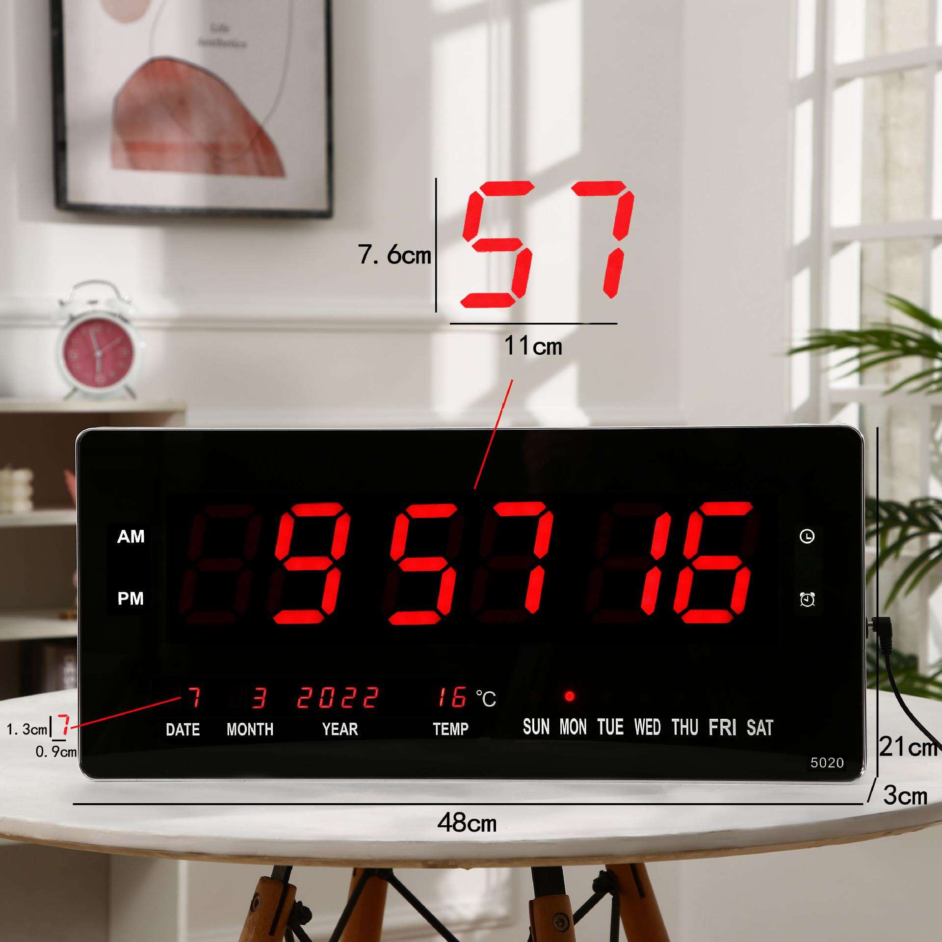 跨境多功能大屏LED万年历钟表卧室客厅书房挂钟电子钟厂家