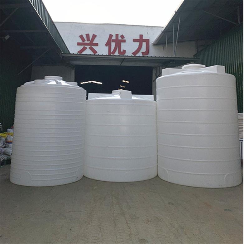 配盖子防漏工程蓄水储罐/现货供应食品级无菌安全屋顶储水罐