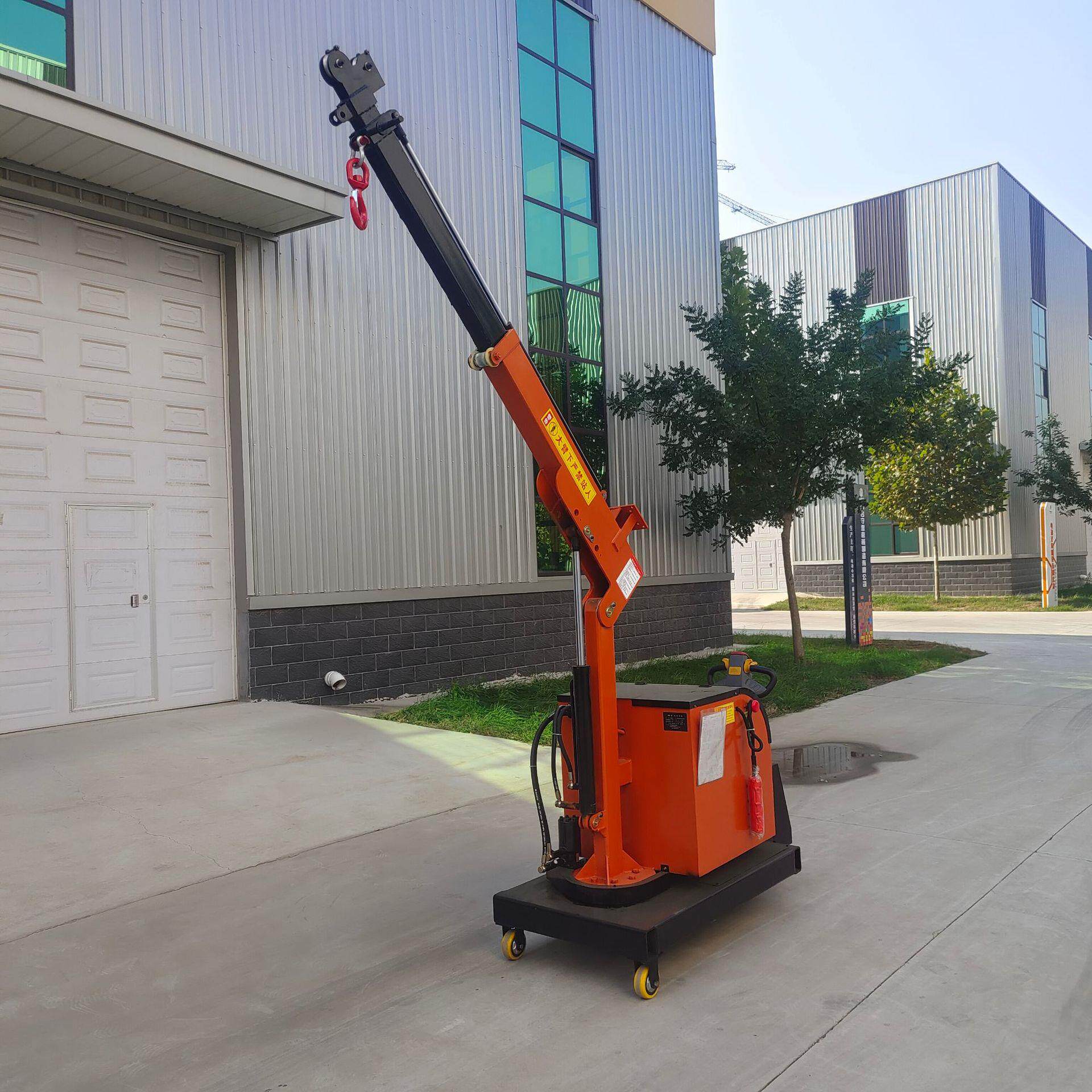 电动行走液压伸缩吊臂移动式小吊机 60度旋转平衡吊 配重式吊机