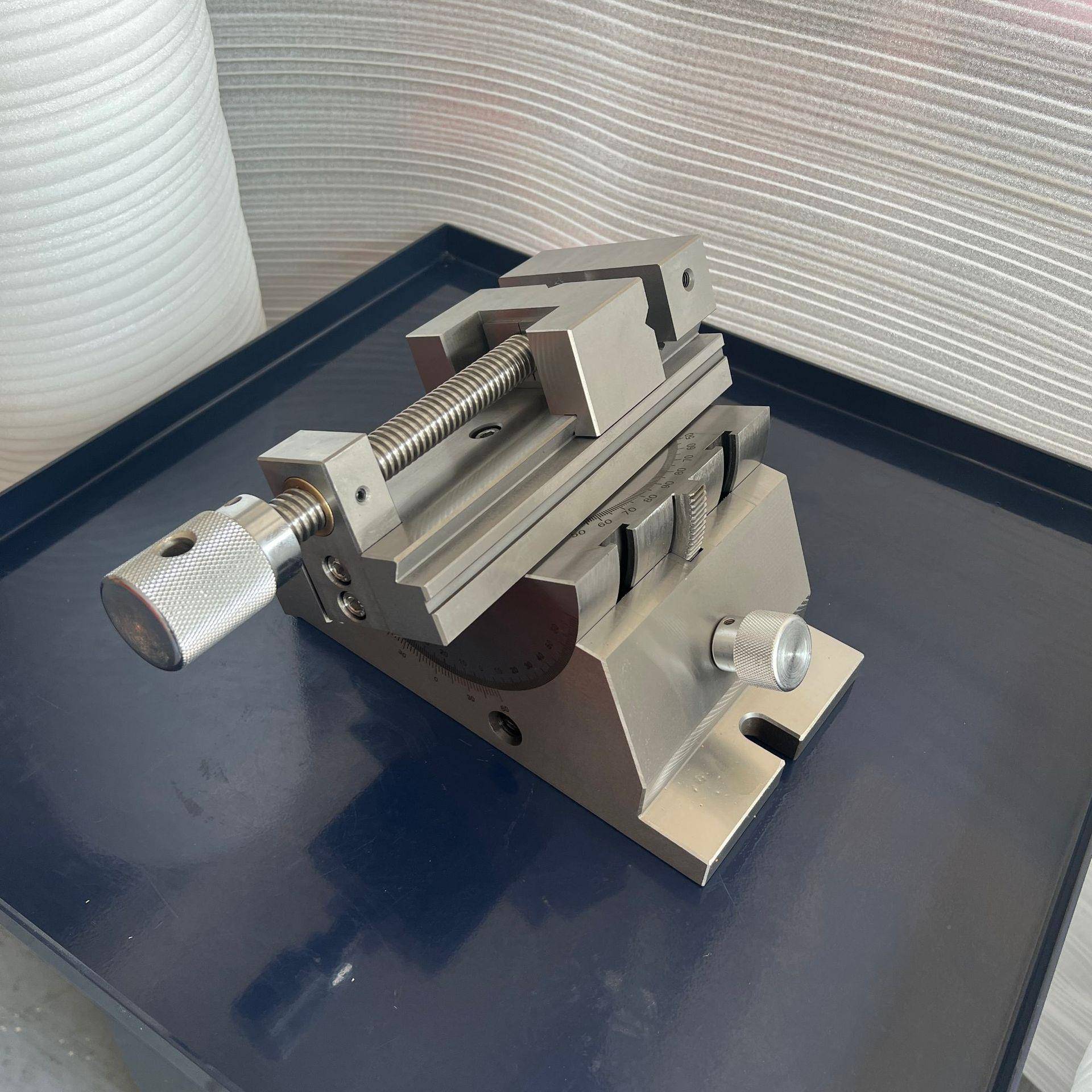 虎万度向精密钳磨床可旋斜KVT度批士2寸寸4寸可倾斜角台转钳平口