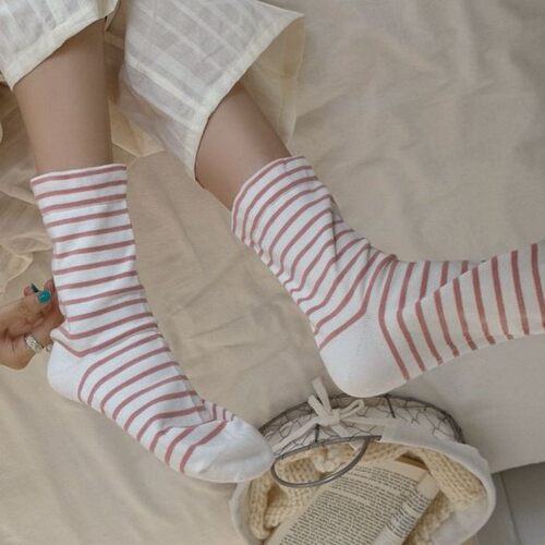 睡眠专用袜子ins潮宽松居家条纹不勒脚空调房保暖睡觉孕妇月子袜