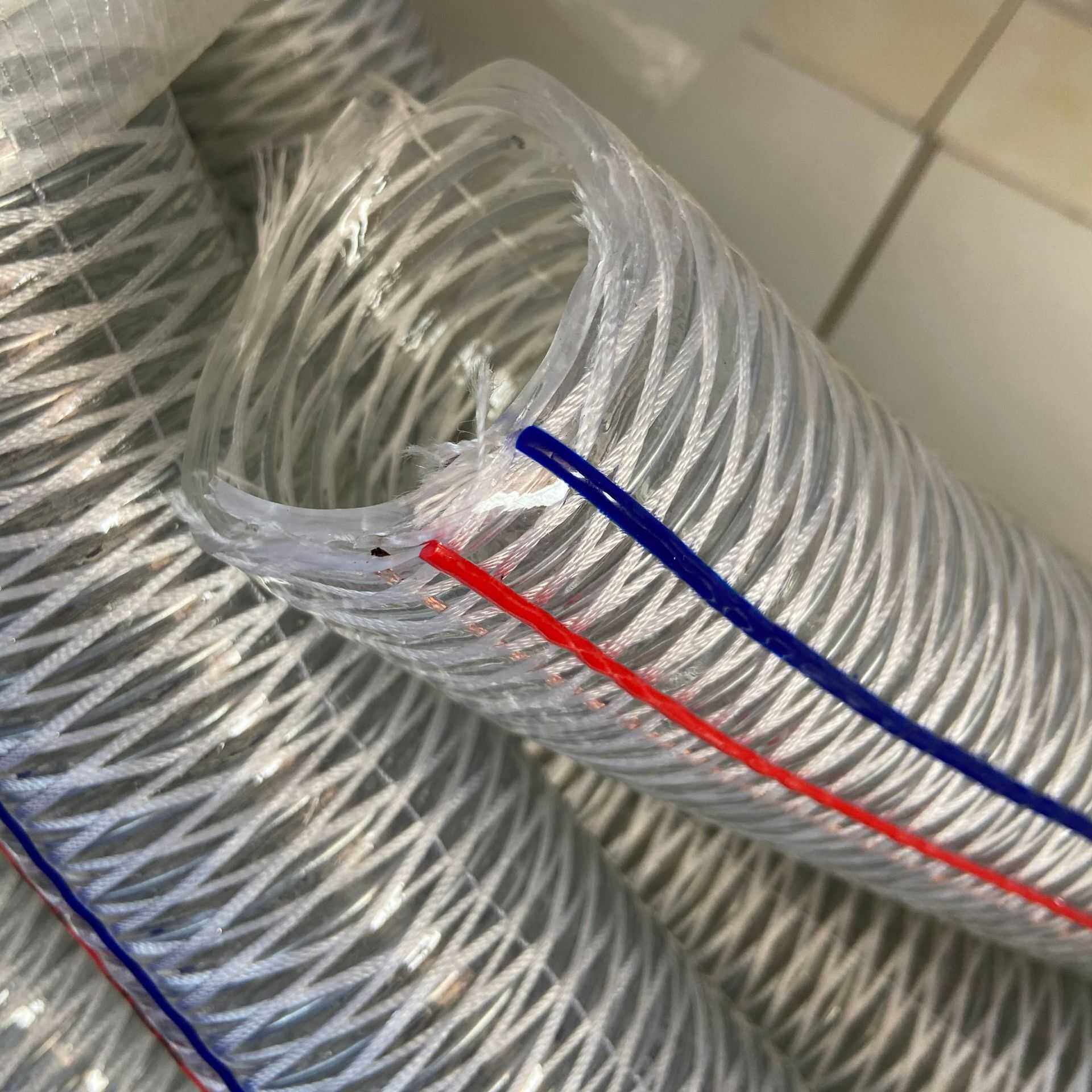 供应PVC复合钢丝软管 钢丝加线纤维增强透明防静电复合钢丝管