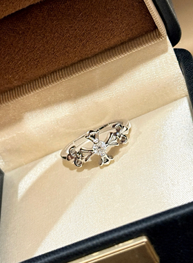 精工S925纯银轻奢十字架鸢尾花戒指女小众设计叠戴细款食指戒个性