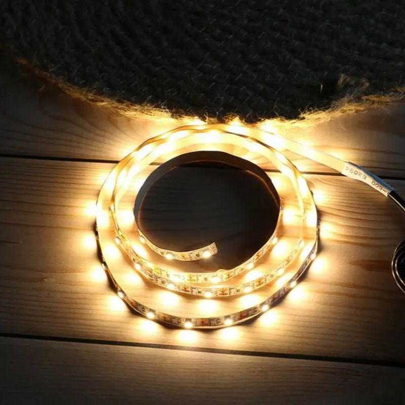 5V2835LED60灯USB氛围装饰灯带夜光可剪辑粘贴小灯条便捷卧室墙贴