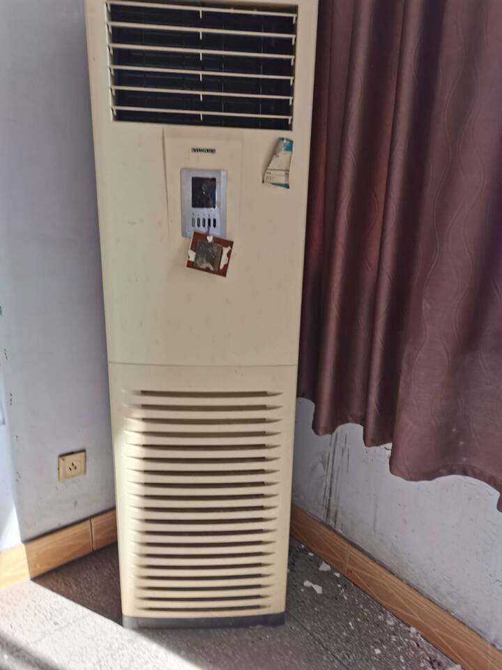 4月5日重庆北碚区课桌、电脑、等一批网络拍卖公告