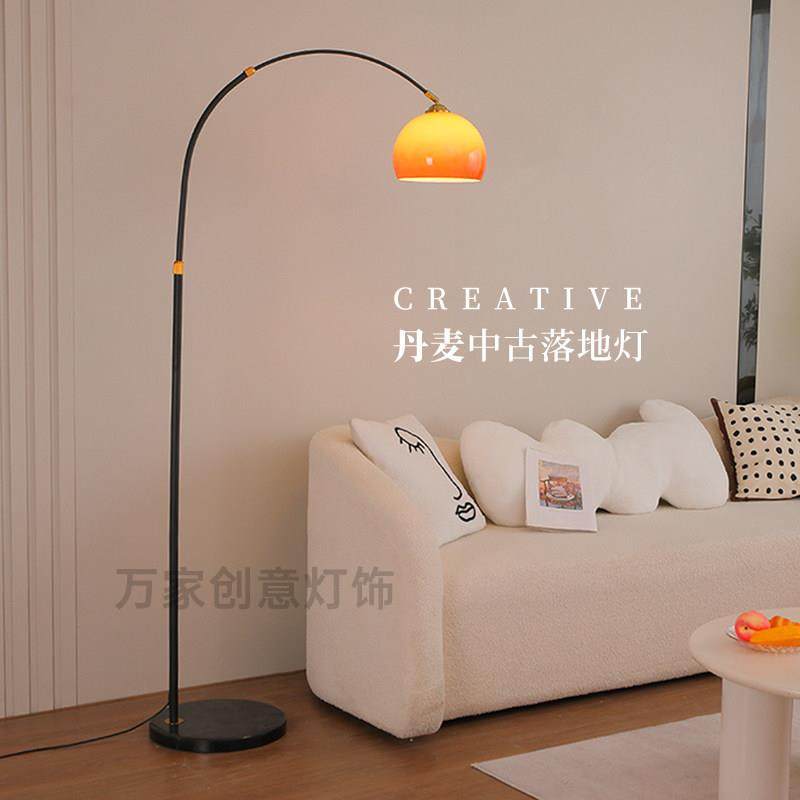 北欧落地灯客厅沙发旁卧室书房灯简约现代大气创意百搭新款钓鱼灯