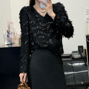 显瘦遮肉百搭减龄出片款 气质名媛V领流苏淑女小衫 新款 春秋冬三季