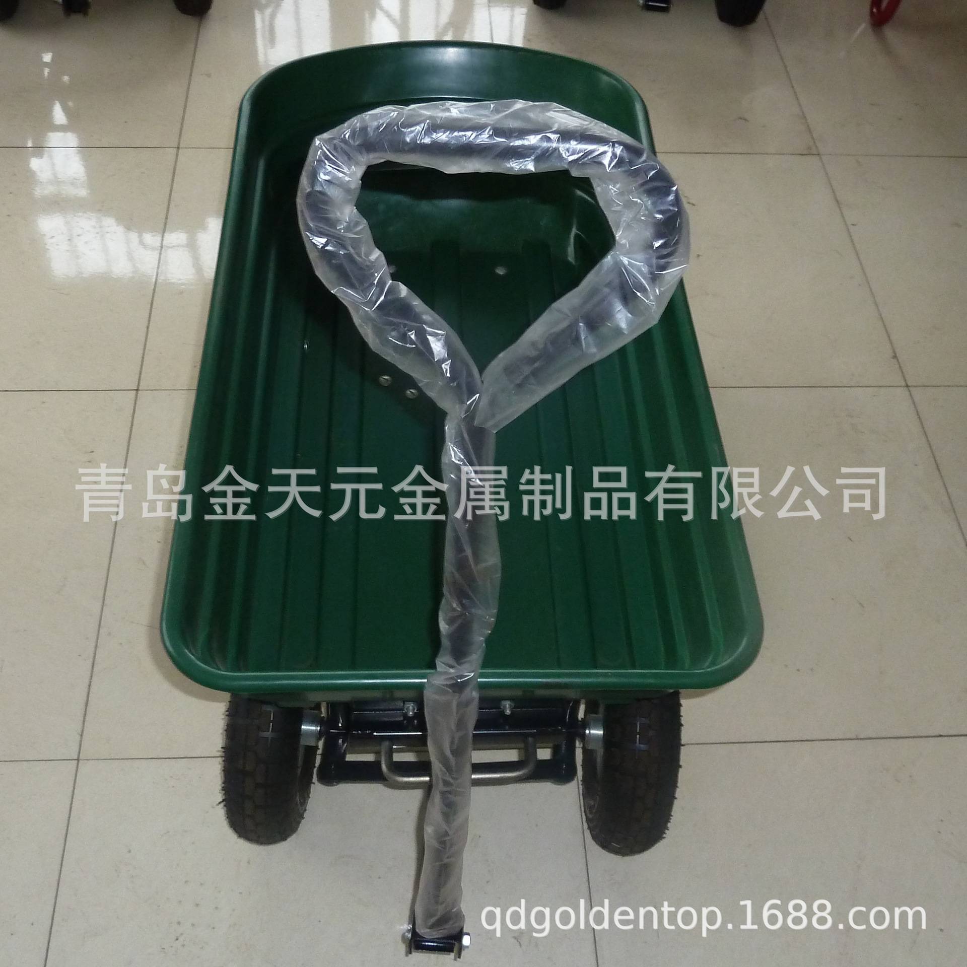 牵引式塑料翻斗拖拉车 四轮工具推车花园摆摊推车户外园林搬运车