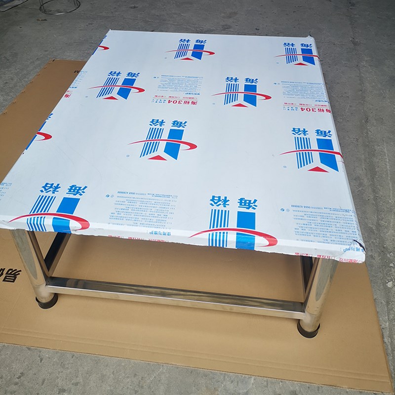 新款不锈钢方桌子独特斜边设计工作台优质加厚家S用吃饭四方桌餐