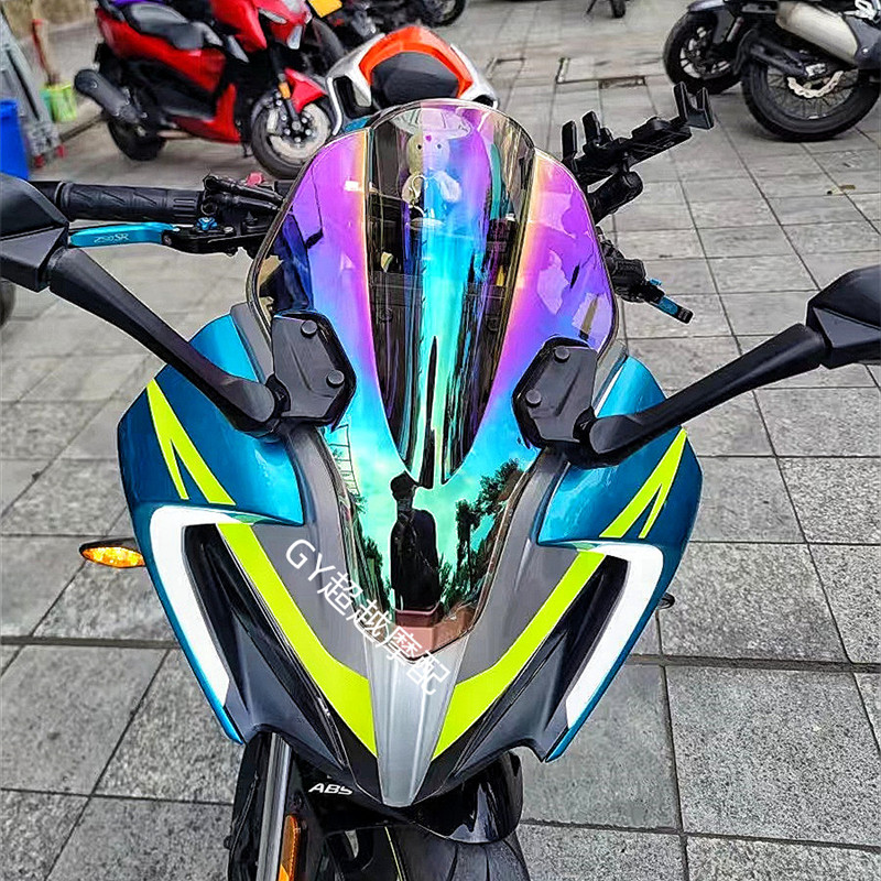 新品春风250SR改装竞技风挡加高黑色前挡风配件定风翼透明
