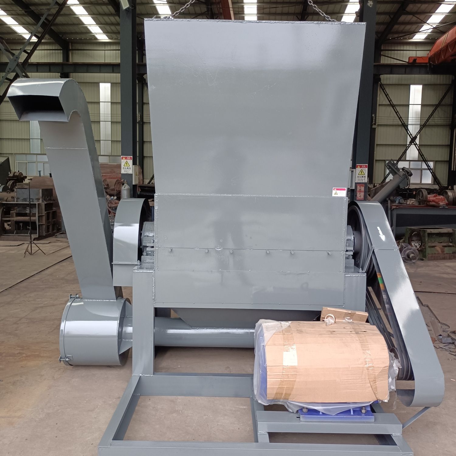 多功能粉碎机,工业pe瓶,边角料,水果筐,编织袋,塑料粉碎机