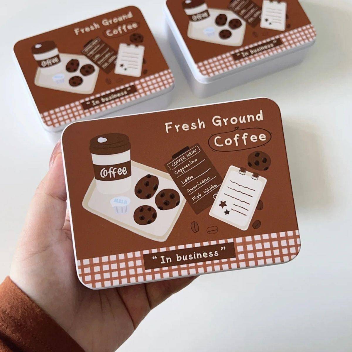 复古咖啡翻盖铁盒ins风带盖大尺寸家居杂物收纳储物盒照片小卡盒