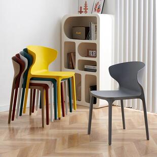 极简餐椅塑料凳子家用牛角椅椅子现代简约加厚带靠背饭厅餐桌凳子