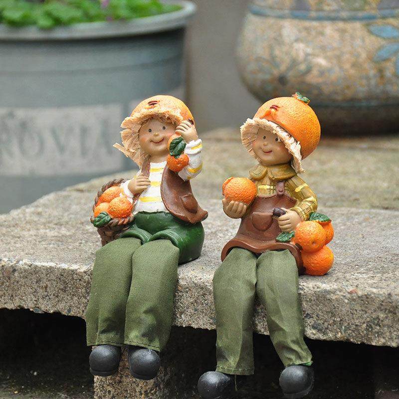 特价乡村田园手工彩绘水果吊脚娃娃松果娃娃花园露台摆件装饰品