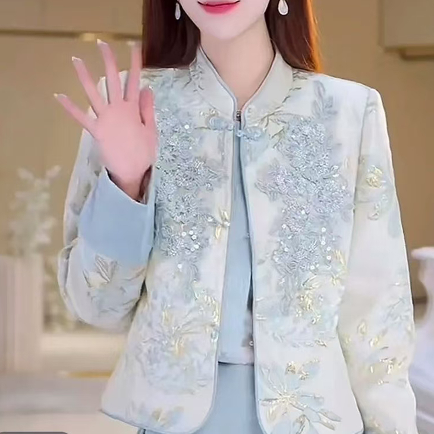 2025新款宋锦提花重工刺绣国风盘扣立领气质唐装上衣复古短款外套