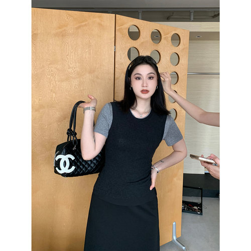 PRASE吕噜噜【素拼T】夏季微胖假两件正肩T恤显瘦修身撞色短袖女