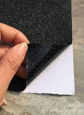 厂直销黑家色PVC带80AB42胶砂卷，优防滑砂带卷，质止滑纸布