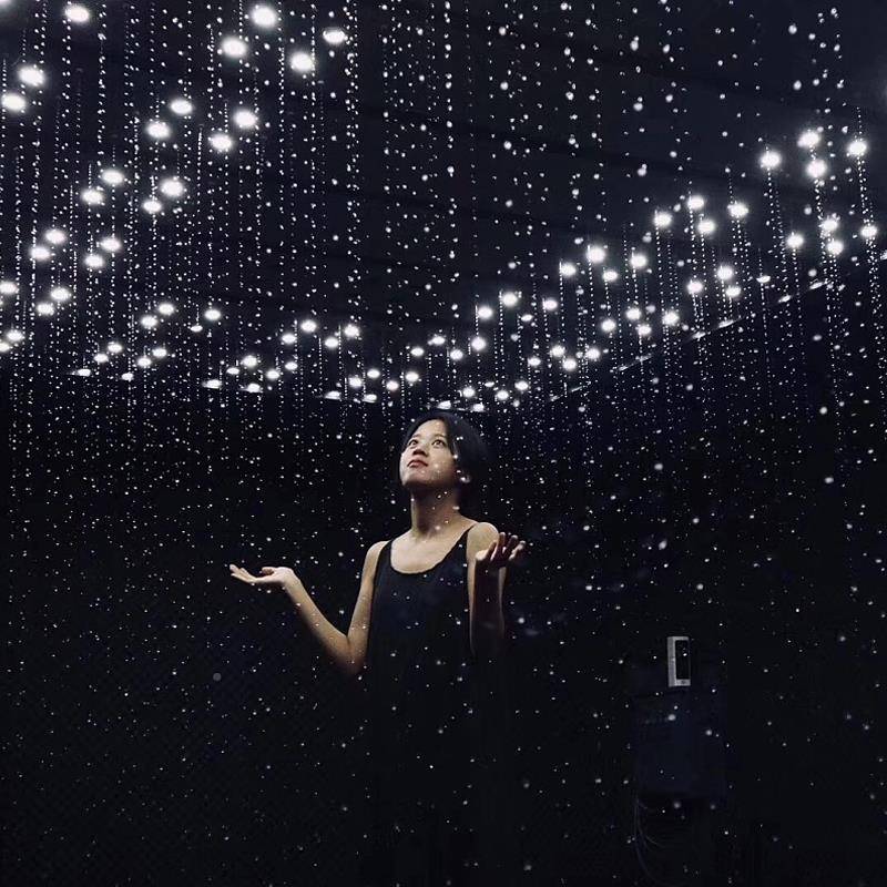 雨馆屋互动打反卡水滴流水水帘网红感道应密室游乐万棵松文重力倒