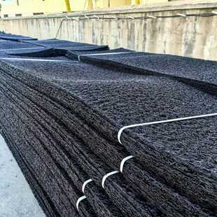 渗排水土工席垫复合反滤网波形排水垫固土加筋麦克排水塑料席垫