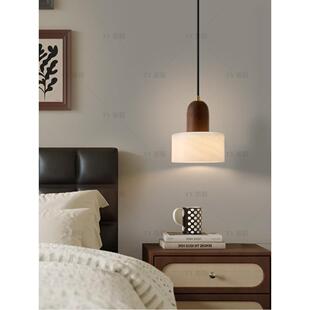 2025新款主卧室床头吊灯意式高级感轻奢中古风创意长线玻璃吊线灯