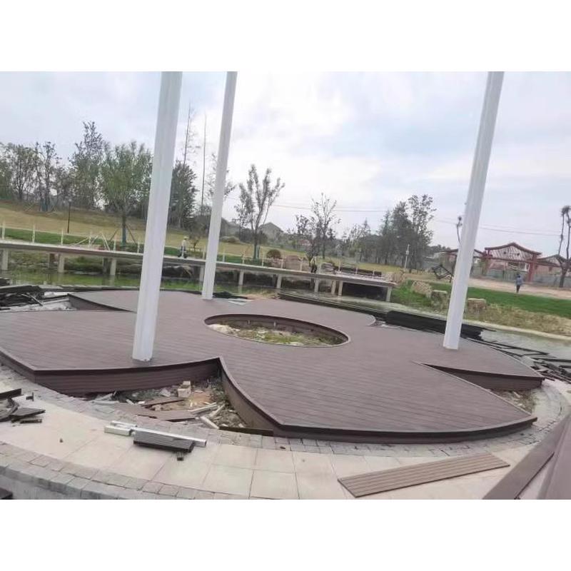 实心圆孔二代压花板塑木家用户外地板材露台木塑共挤围栏板墙板