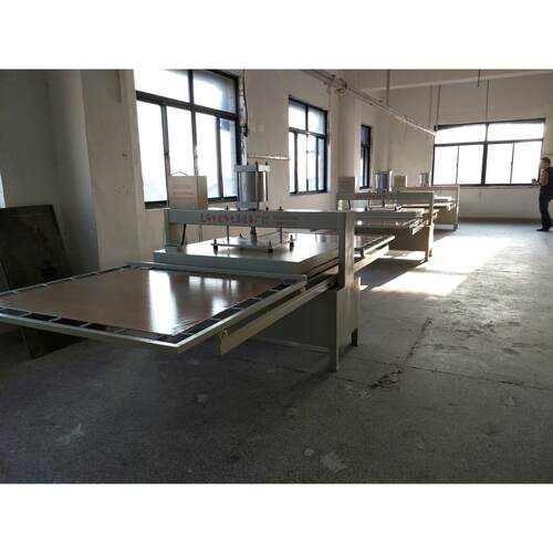 厂家直销气动双工位羽绒服专用压胶机