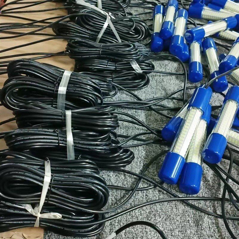 新款12-24v LED诱鱼灯 钓鱼灯50W30W集鱼灯 自带重量沉水