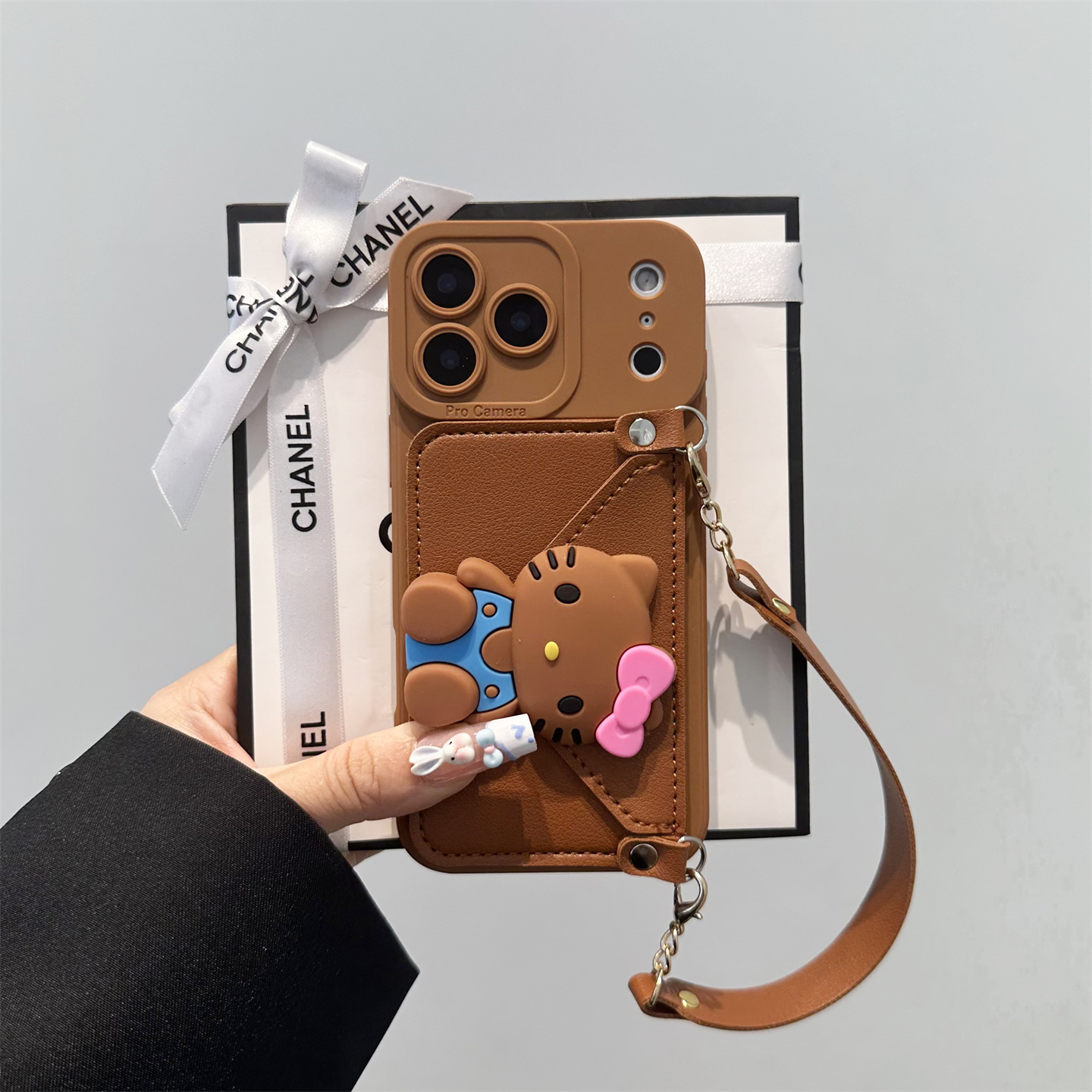 棕色凯蒂猫卡包带挂绳